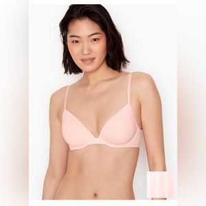 Victoria’s Secret Lightly Lined Demi Bra
